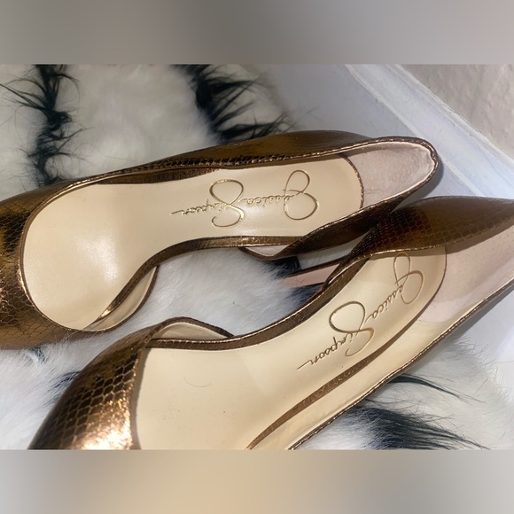 Jessica Simpson snake print metallic bronze gold closed toe heels - Picture 2 of 4